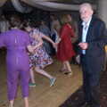 An old dude prepares to join the dance, Petay's Wedding Reception, Fanhams Hall, Ware, Hertfordshire - 20th August 2021