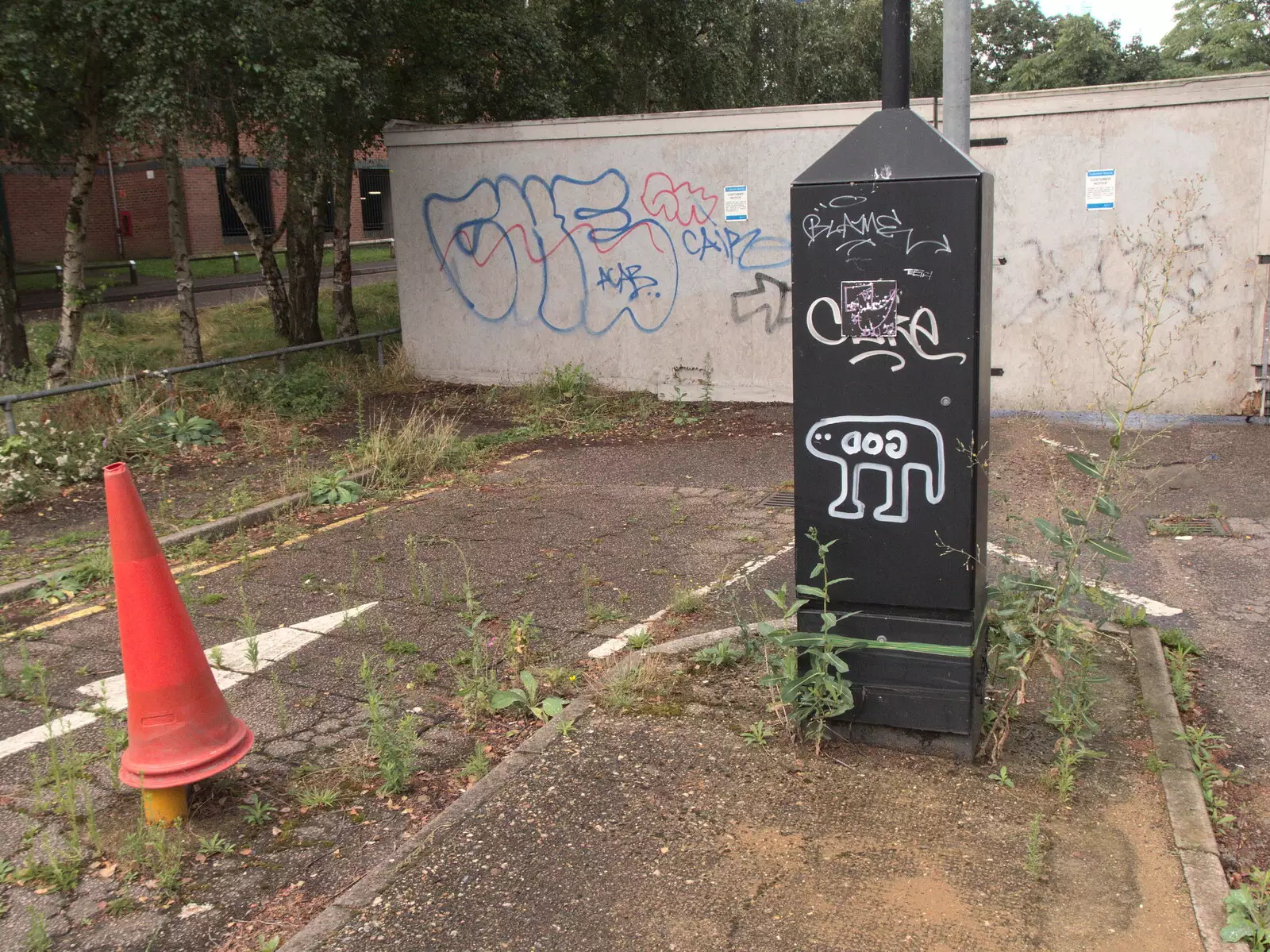 Randome graffiti, from Head Out Not Home: A Music Day, Norwich, Norfolk - 22nd August 2021