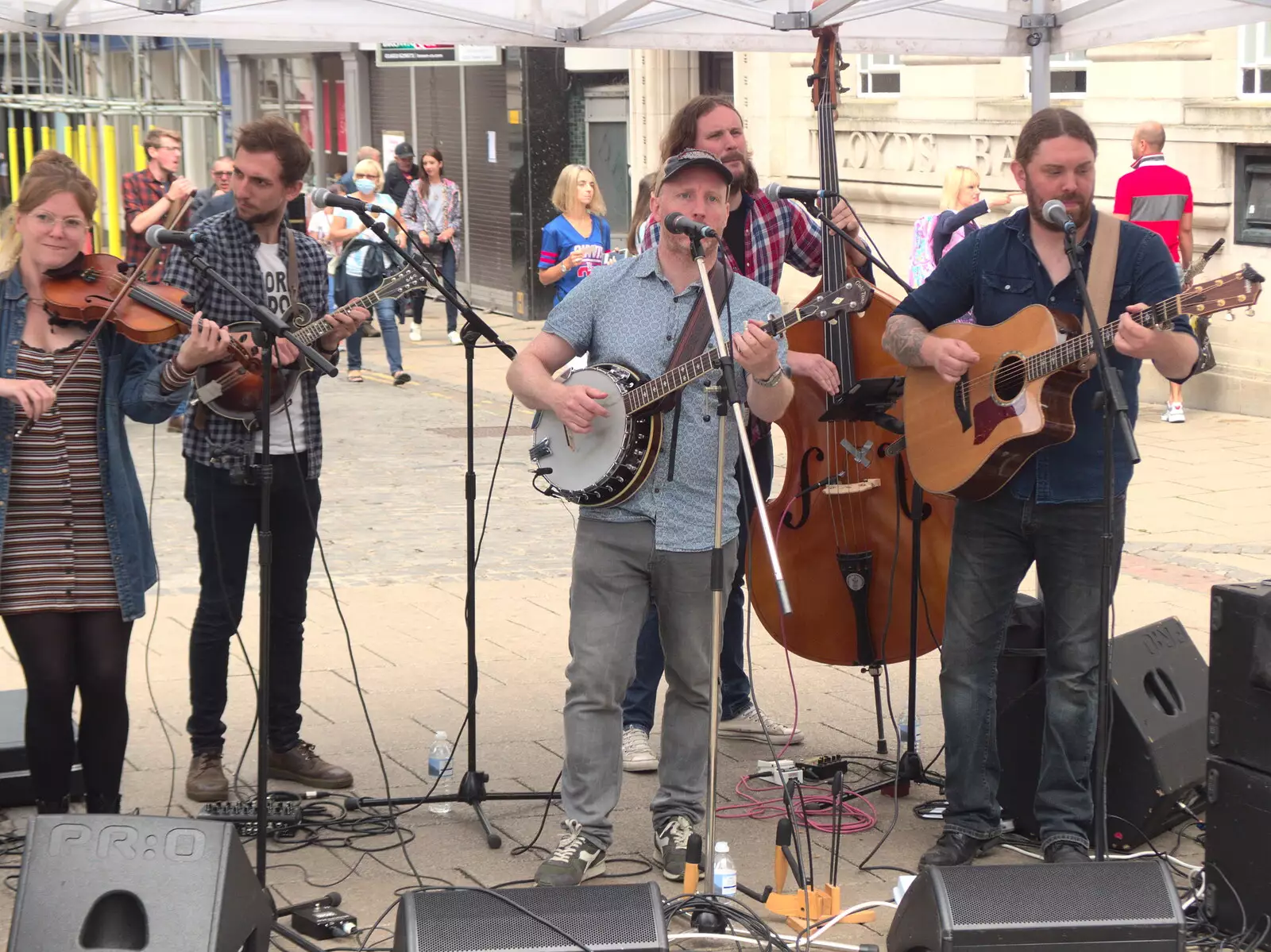 Cobbler Bob the band in action, from Head Out Not Home: A Music Day, Norwich, Norfolk - 22nd August 2021