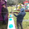 Fred lines up for a shot, Maui Waui Festival, Hill Farm, Gressenhall, Norfolk - 28th August 2021