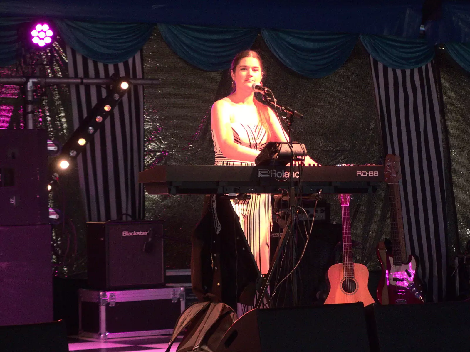 Emma O'Reilly plays keyboards, from Maui Waui Festival, Hill Farm, Gressenhall, Norfolk - 28th August 2021