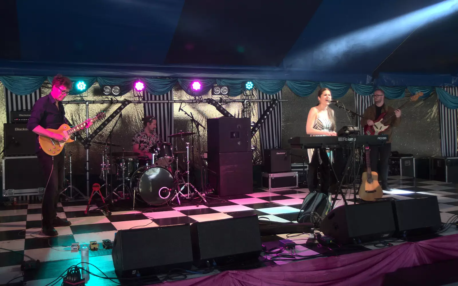 Emma O'Reilly and band sing in Irish, from Maui Waui Festival, Hill Farm, Gressenhall, Norfolk - 28th August 2021