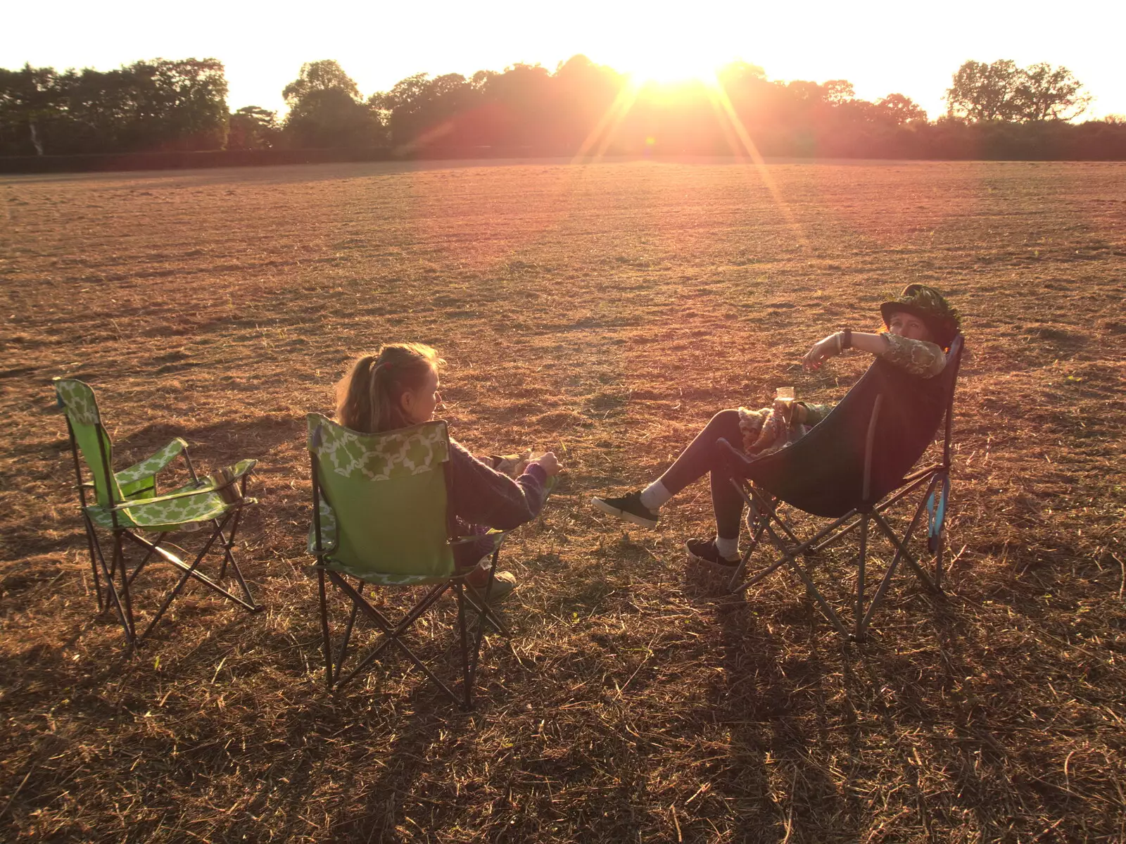 Allyson and Isobel have a late-evening drink, from Maui Waui Festival, Hill Farm, Gressenhall, Norfolk - 28th August 2021