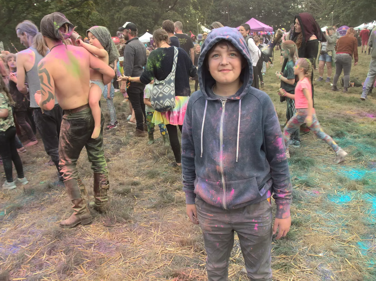 Fred emerges, fairly unscathed, from Maui Waui Festival, Hill Farm, Gressenhall, Norfolk - 28th August 2021