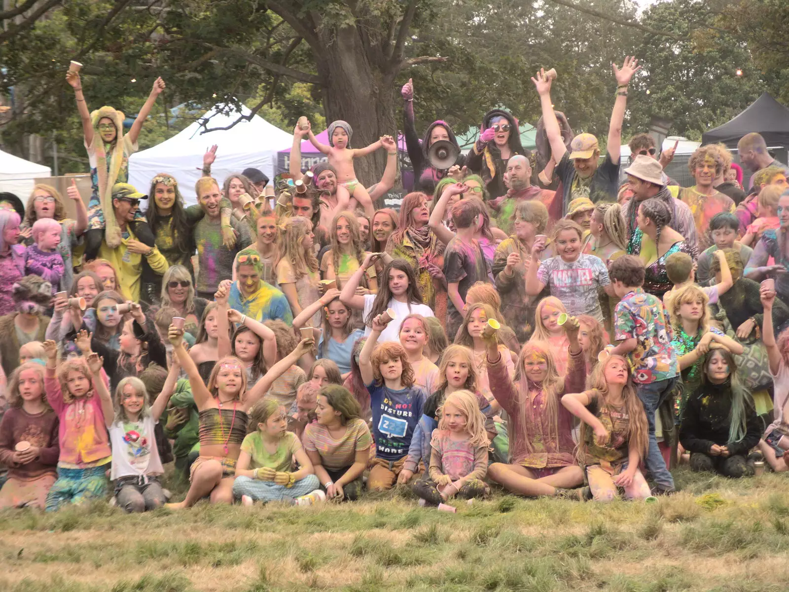 Another post-paint group photo, from Maui Waui Festival, Hill Farm, Gressenhall, Norfolk - 28th August 2021