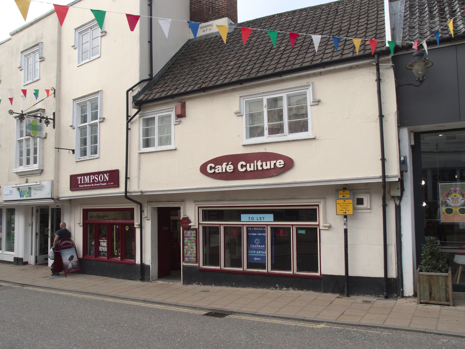 Café Culture closes after decades in Diss from A Few Hours at the Fair, Fair Green, Diss, Norfolk - 5th September 2021