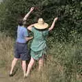 Clive lends a hand fruit picking, A Summer Party and an Airfield Walk with Clive, Brome, Suffolk - 11th September 2021