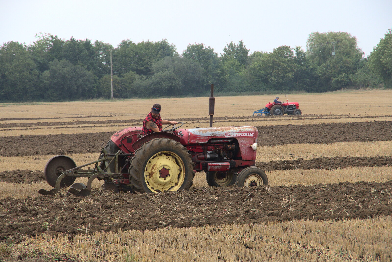 Vintage Tractor Ploughing, Thrandeston, Suffolk - 26th September 2021: Elsewhere, a David Brown does some ploughing