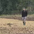 The Boy Phil walks back from the farm, Vintage Tractor Ploughing, Thrandeston, Suffolk - 26th September 2021