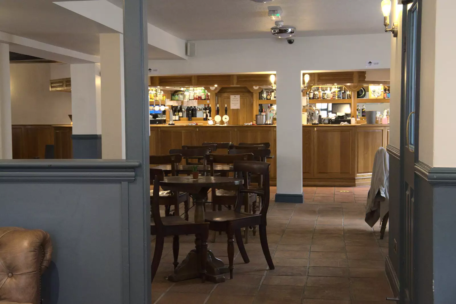 The bar in The Cap, from A Trip to Weybread Sailing Club, Harleston, Norfolk - 17th October 2021