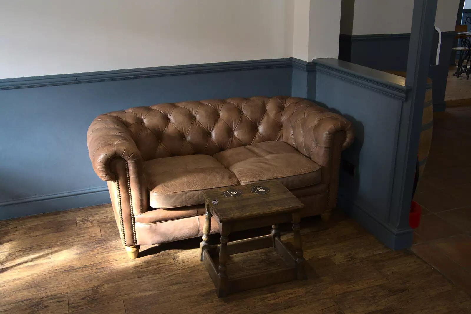 A nice leather Chesterfield sofa in the pub, from A Trip to Weybread Sailing Club, Harleston, Norfolk - 17th October 2021