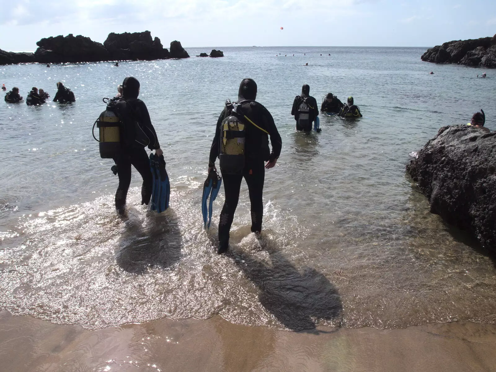 The divers head off into the sea, from The Volcanoes of Lanzarote, Canary Islands, Spain - 27th October 2021