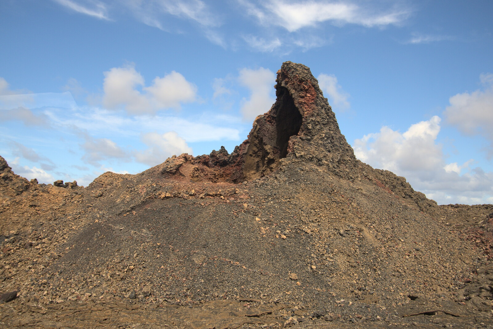 Some kind of volcanic structure from The Volcanoes of Lanzarote, Canary Islands, Spain - 27th October 2021
