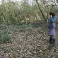 Isobel looks at Anita-tree, A New Playground and Container Mountain, Eye, Suffolk - 7th November 2021