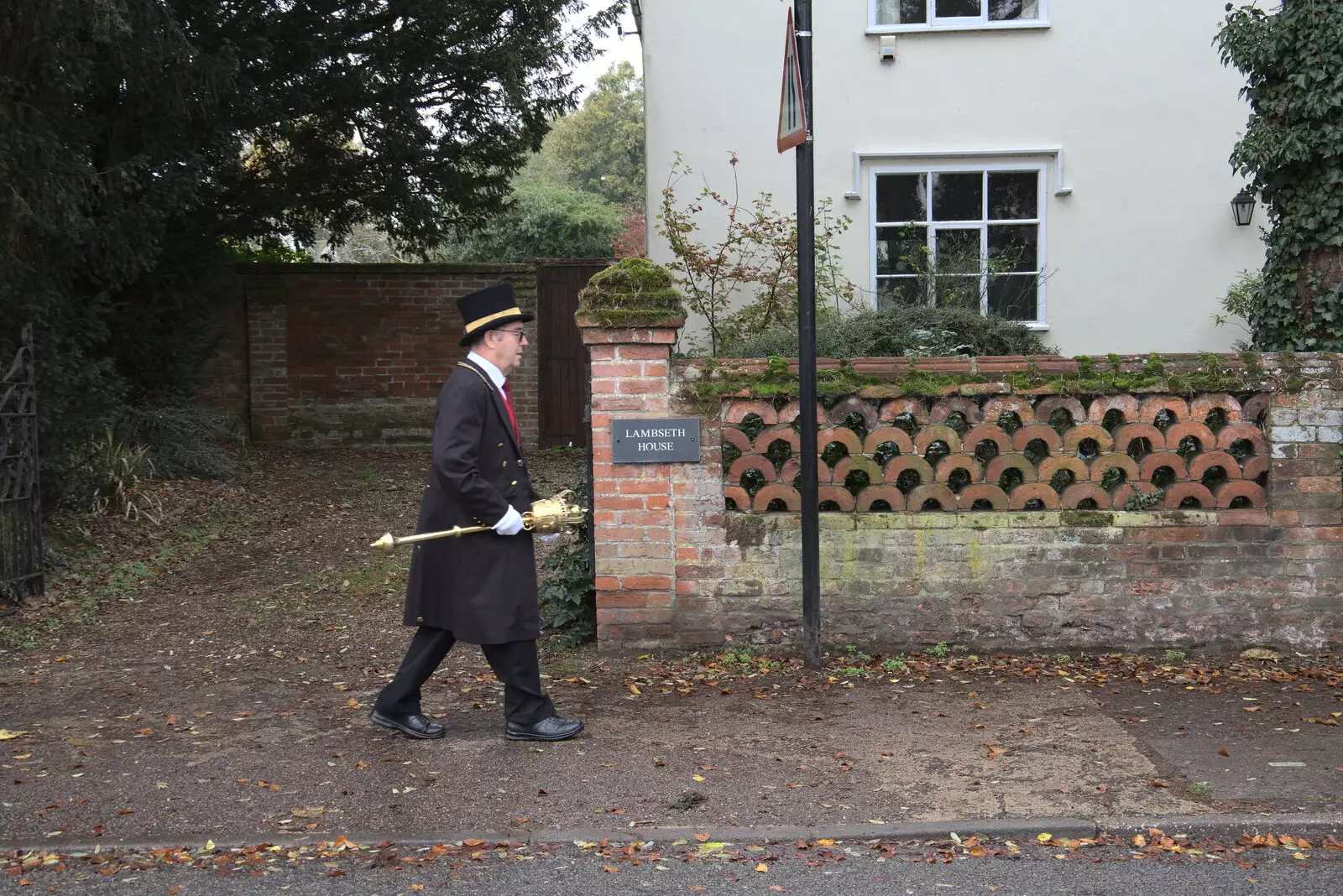 The Mace Bearer heads to the parade, from The GSB and Remembrance Day Parades, Eye and Botesdale, Suffolk - 14th November 2021