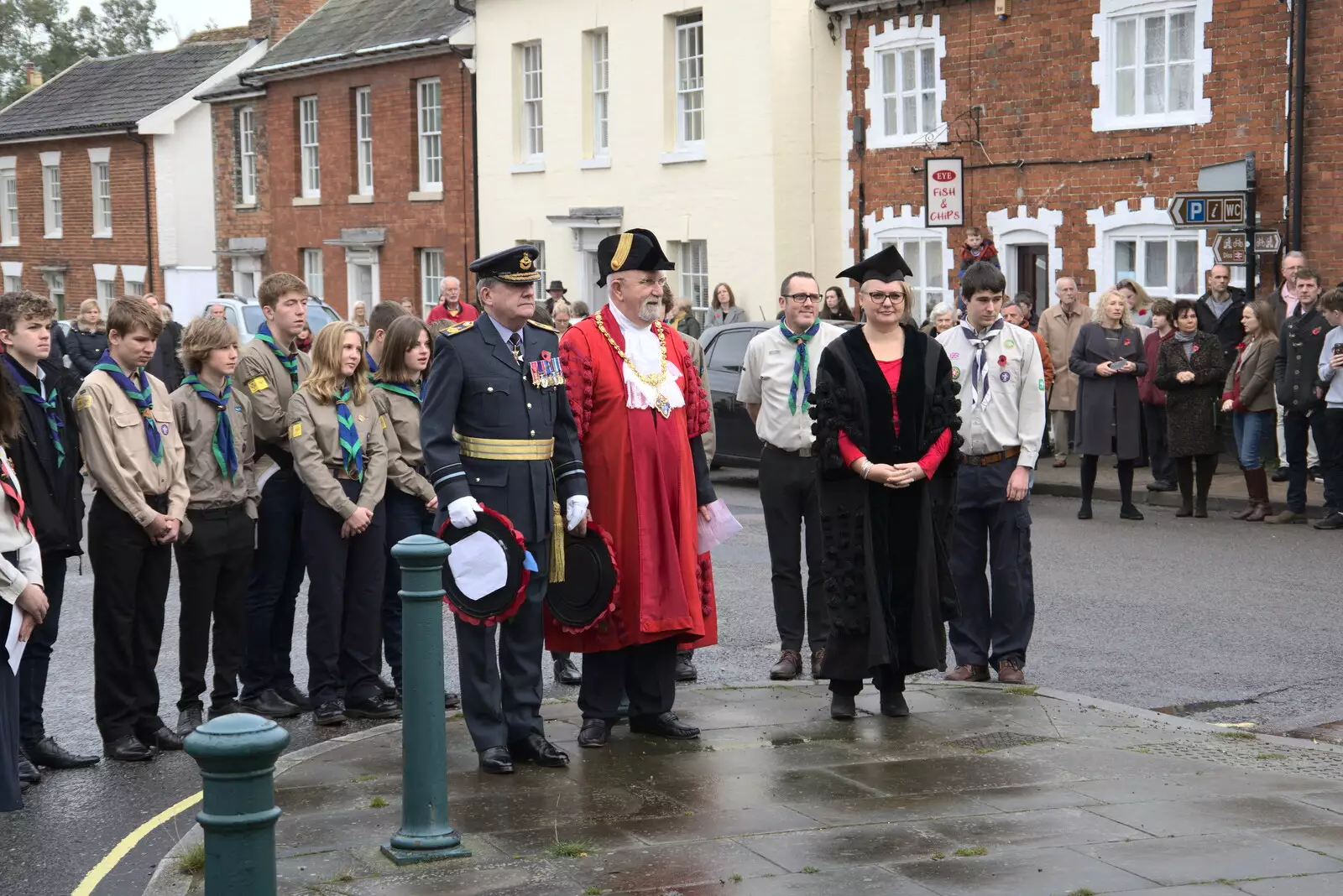 The mayor of Eye and an RAF dude, from The GSB and Remembrance Day Parades, Eye and Botesdale, Suffolk - 14th November 2021