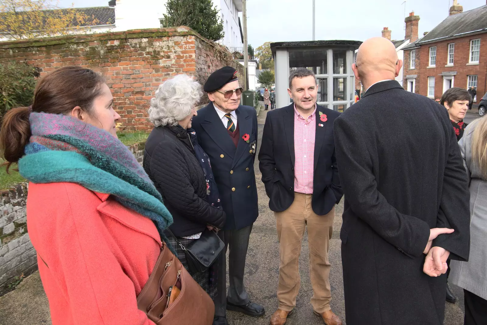 Clive chats to a Hartismere teacher, from The GSB and Remembrance Day Parades, Eye and Botesdale, Suffolk - 14th November 2021