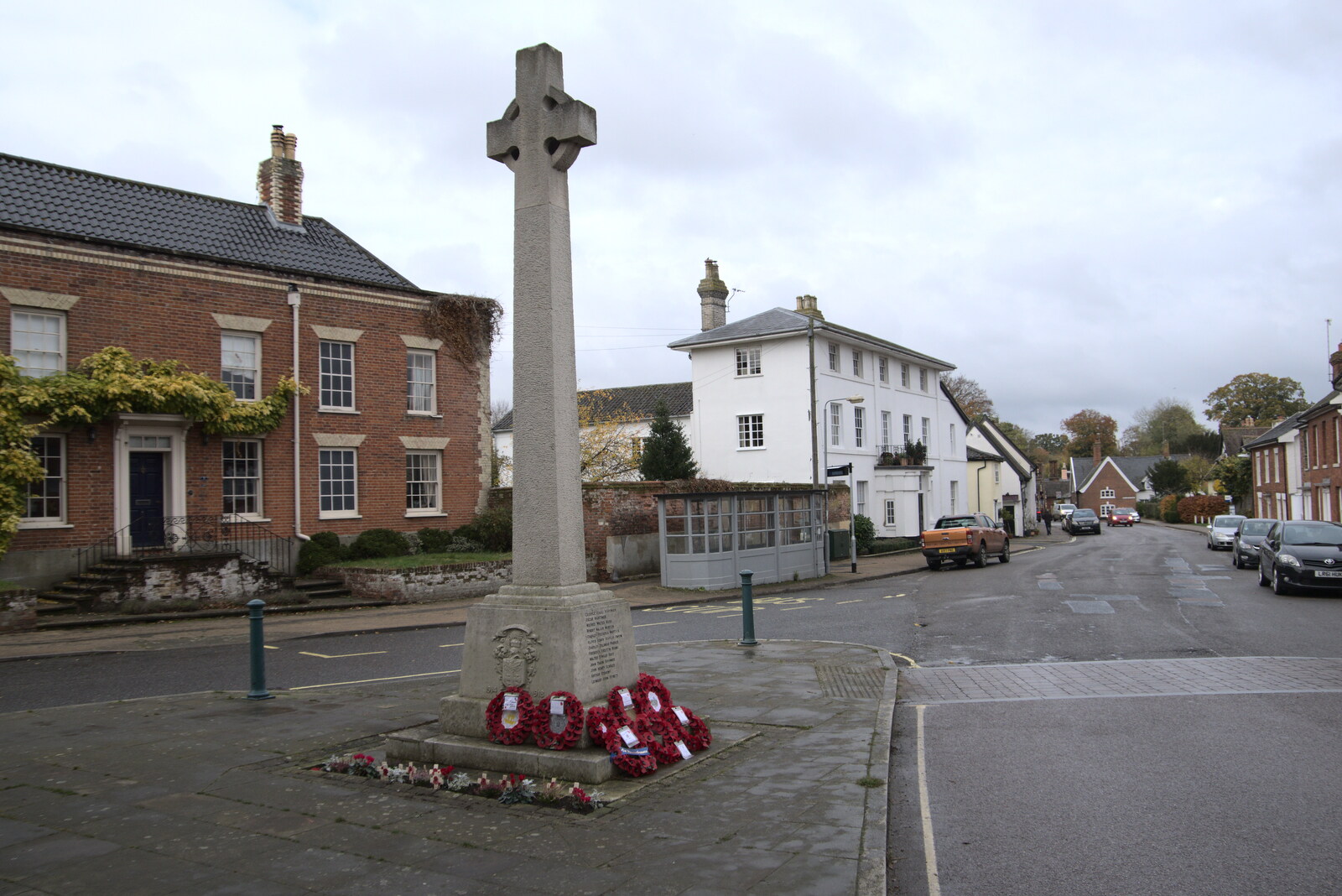 Eye is now deserted from The GSB and Remembrance Day Parades, Eye and Botesdale, Suffolk - 14th November 2021