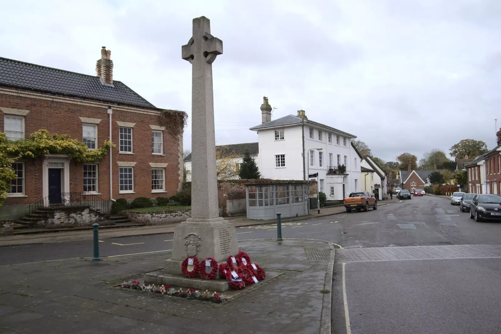 Eye is now deserted, from The GSB and Remembrance Day Parades, Eye and Botesdale, Suffolk - 14th November 2021