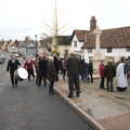 The bass drummer heads off, The GSB and Remembrance Day Parades, Eye and Botesdale, Suffolk - 14th November 2021