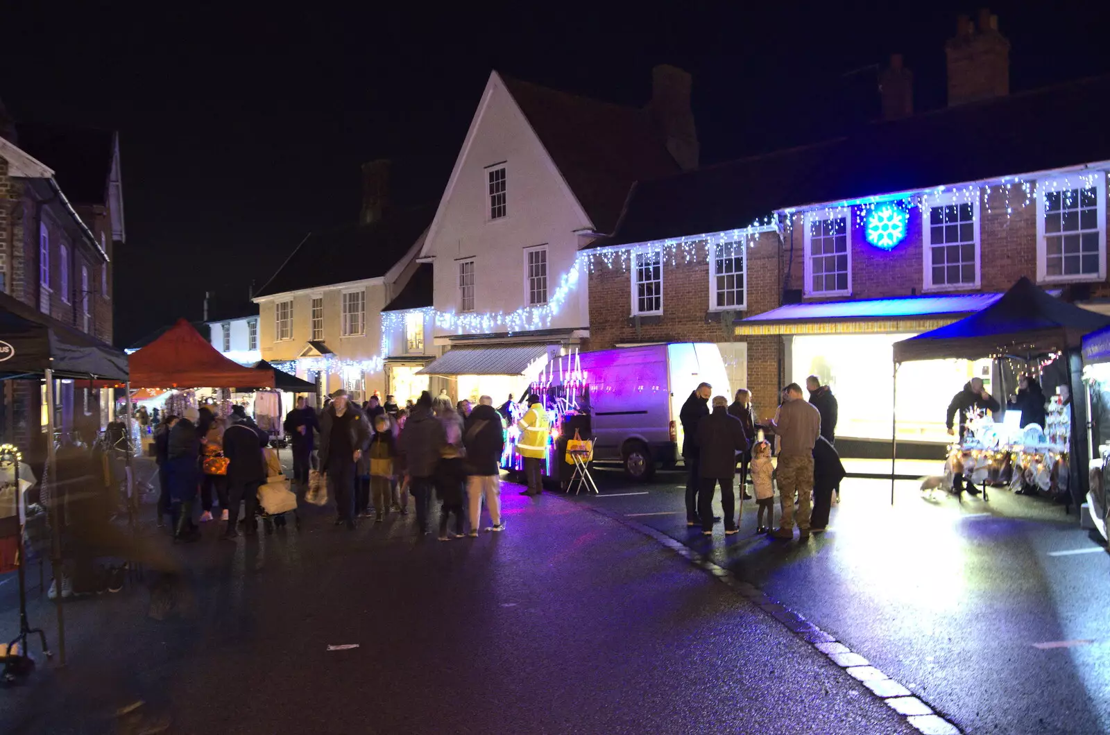 Outside Tudor Bakehouse, from The Eye Lights Switch On, Eye, Suffolk - 3rd December 2021