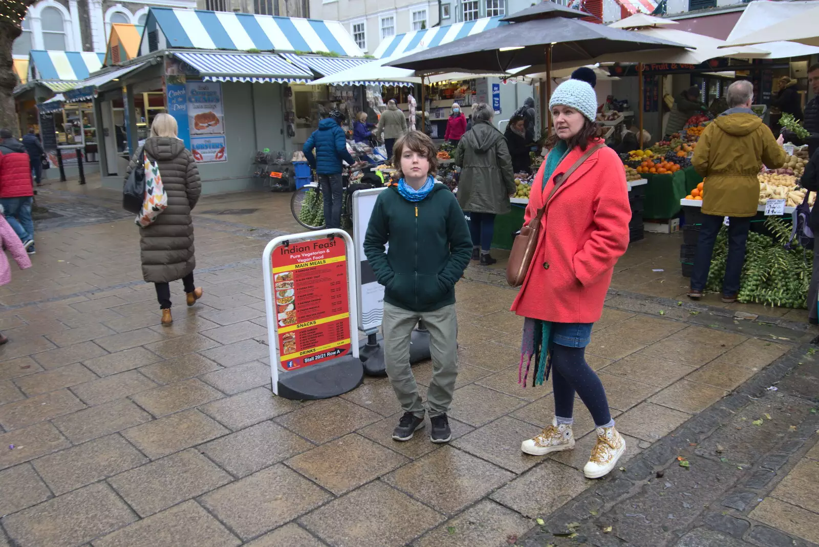 Fred bends his legs for some reason, from Scooters and a Bit of Christmas Shopping, Eye and Norwich, Norfolk - 23rd December 2021