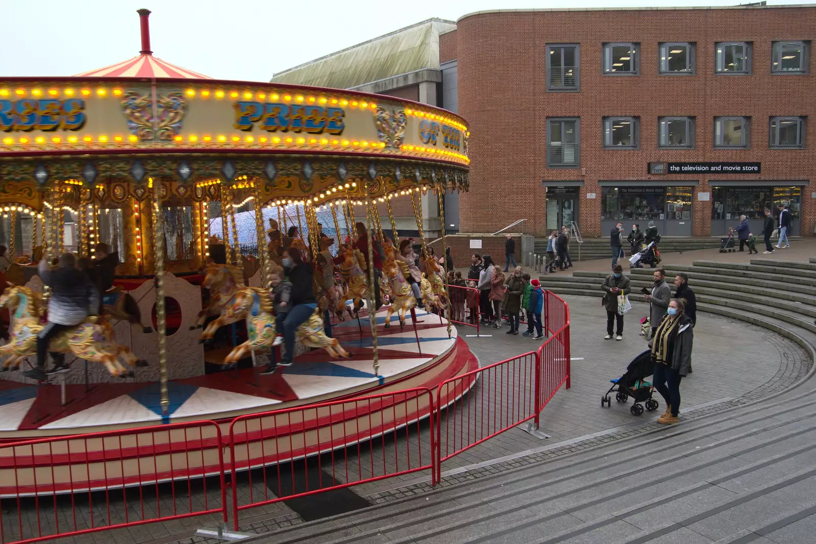 There's a carousel doing the rounds, from Scooters and a Bit of Christmas Shopping, Eye and Norwich, Norfolk - 23rd December 2021