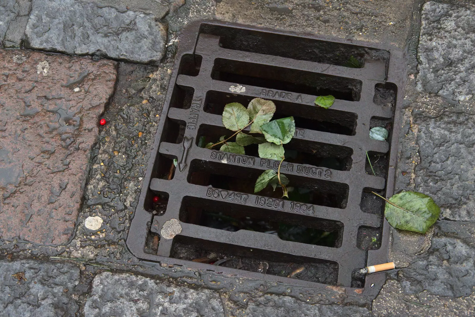 It's discovered that drain covers have a direction, from Scooters and a Bit of Christmas Shopping, Eye and Norwich, Norfolk - 23rd December 2021