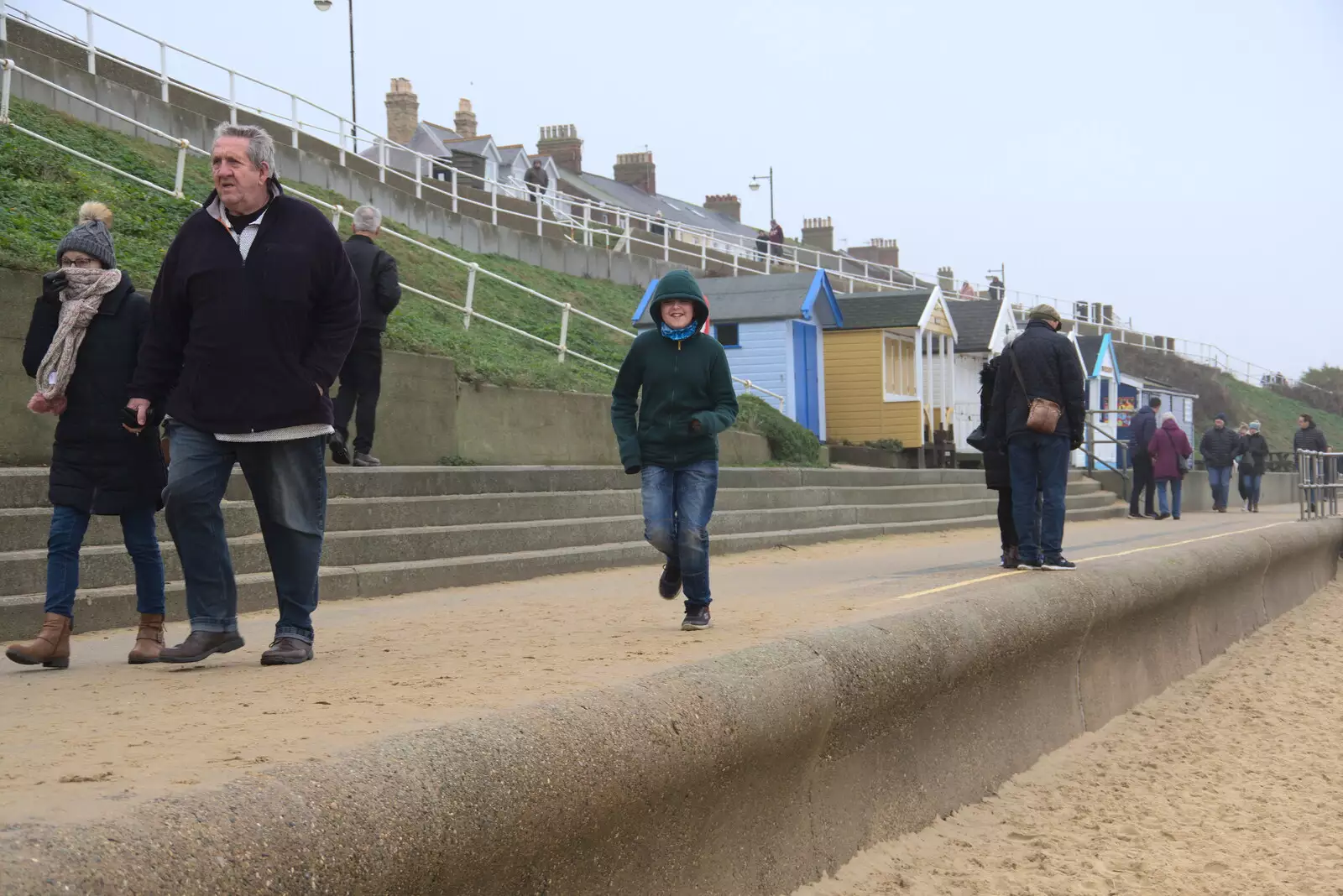 Fred runs along the promenade, from A Few Hours at the Seaside, Southwold, Suffolk - 27th December 2021