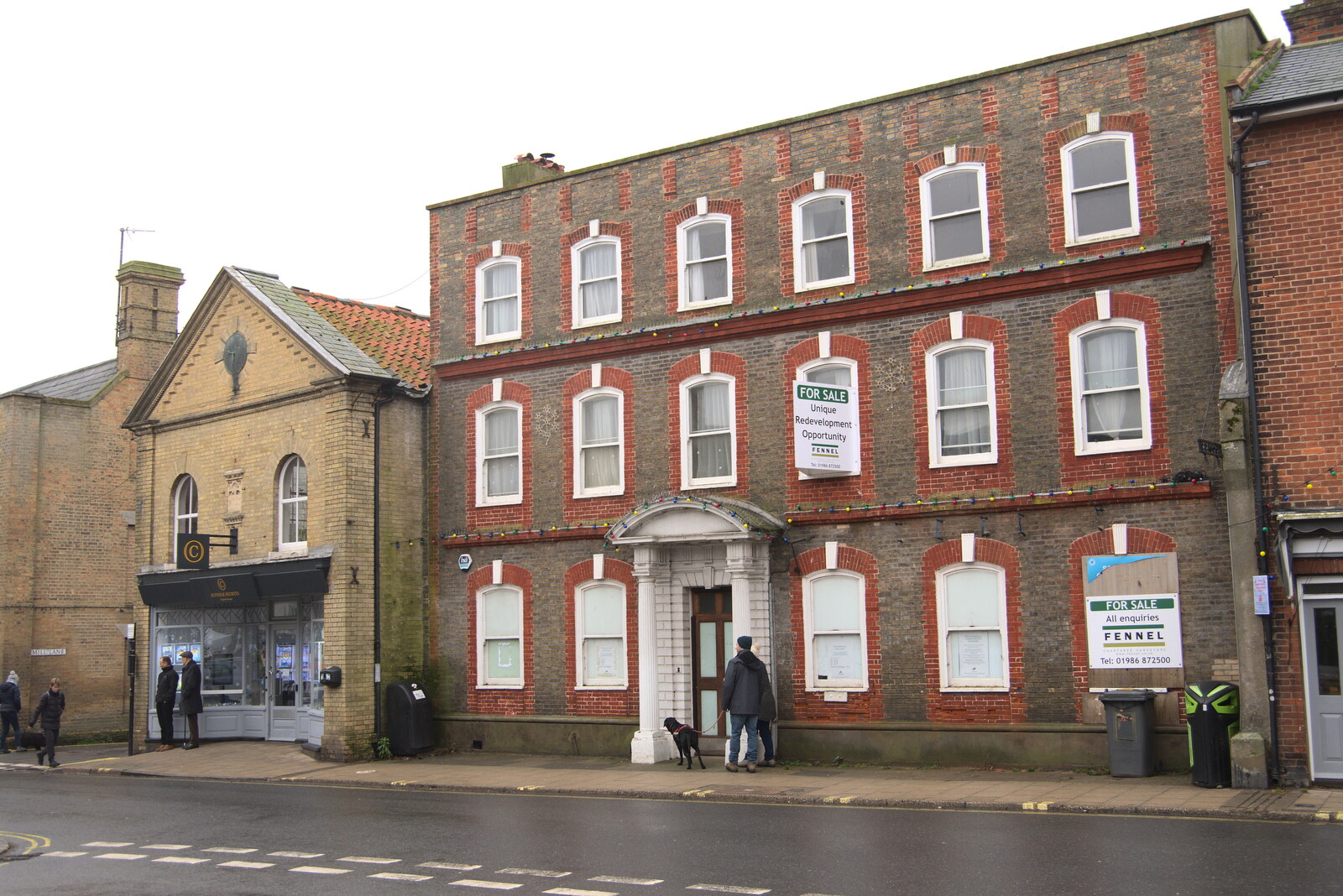 The former bank is still up for sale from A Few Hours at the Seaside, Southwold, Suffolk - 27th December 2021