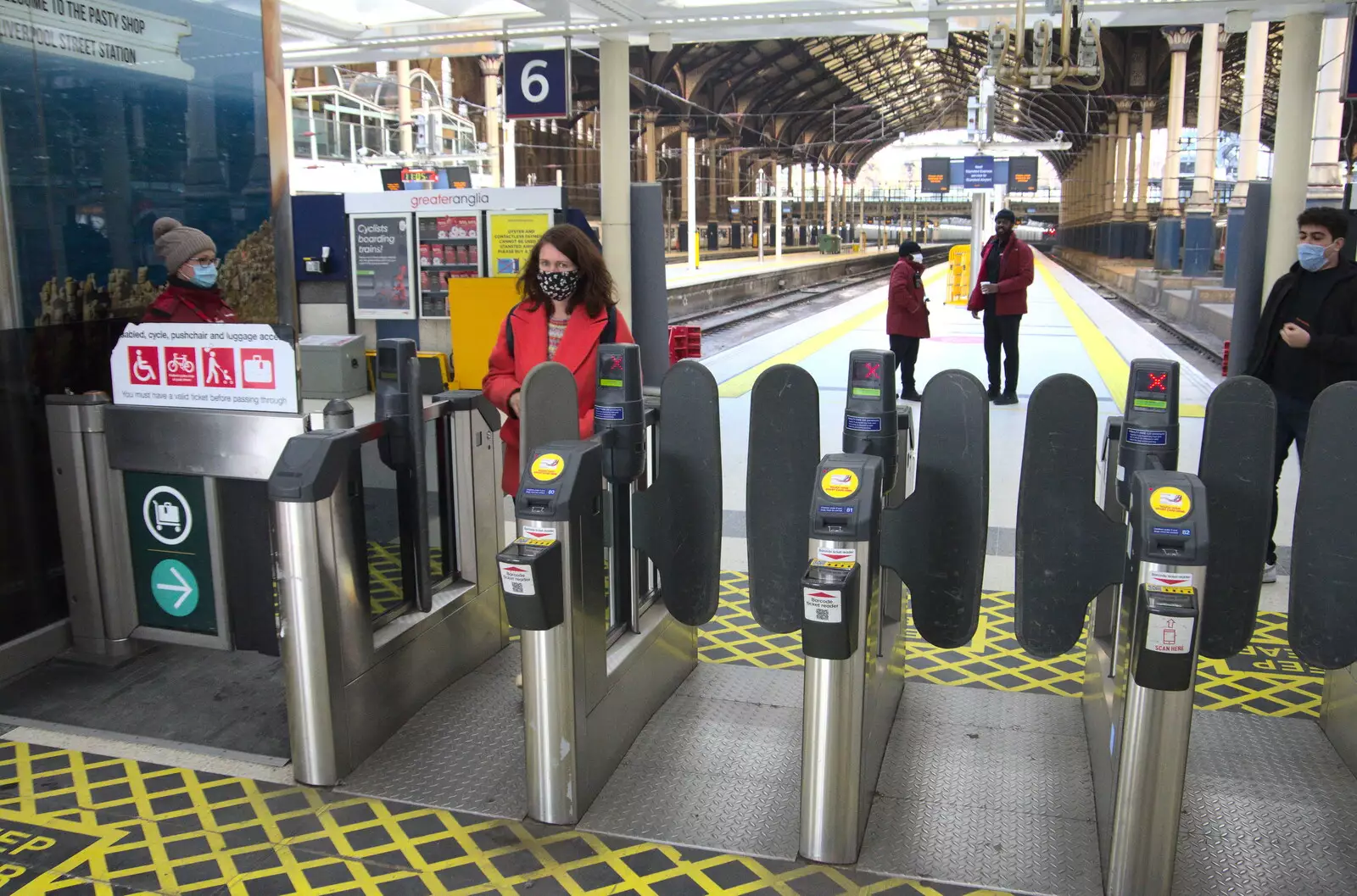 Isobel walks through the ticket barrier, from A Trip to the Natural History Museum, Kensington, London - 15th January 2022