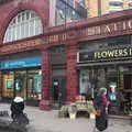 The nicely tiled Gloucester Road station, A Trip to the Natural History Museum, Kensington, London - 15th January 2022