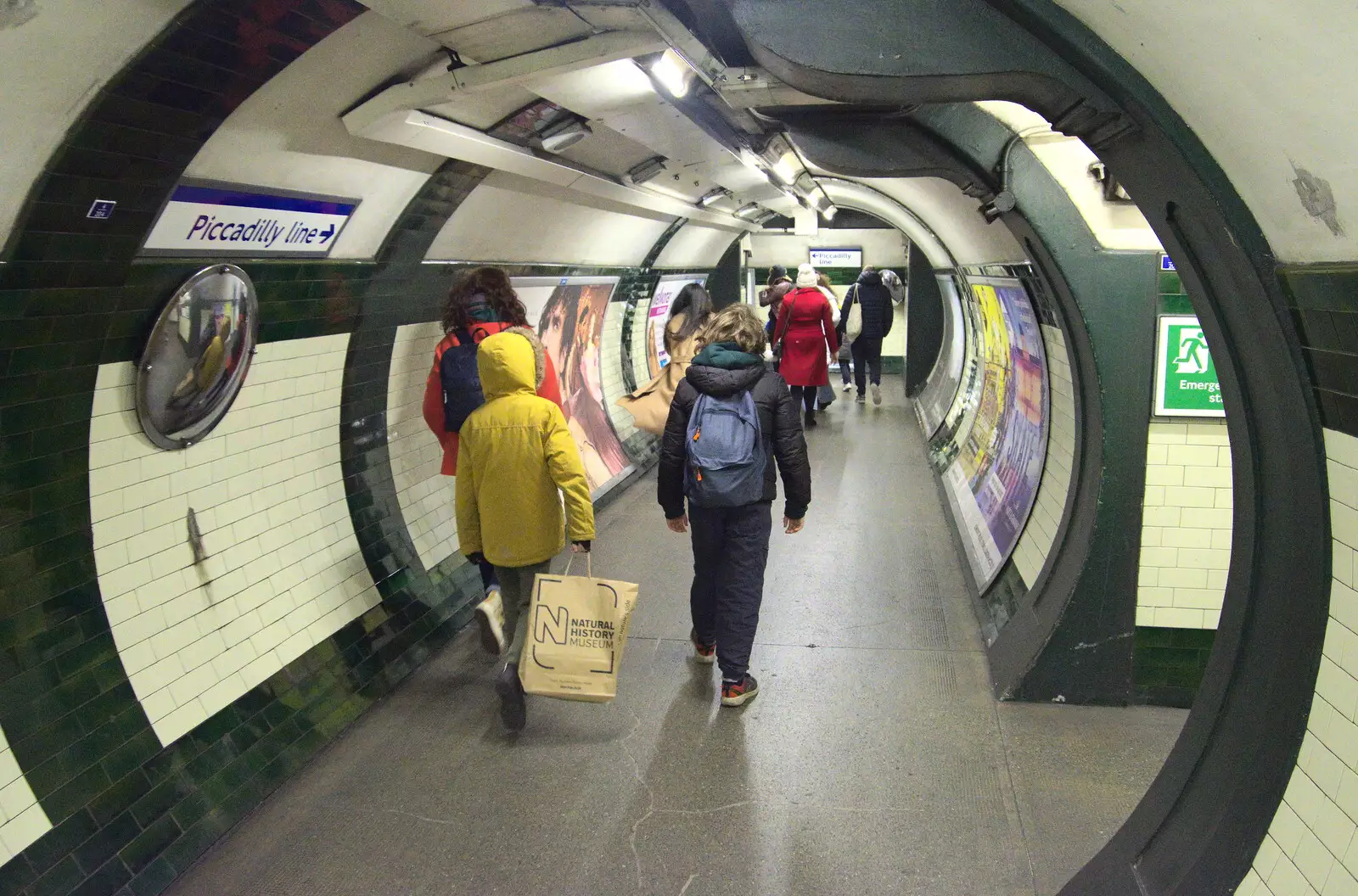 We're back on the underground, from A Trip to the Natural History Museum, Kensington, London - 15th January 2022