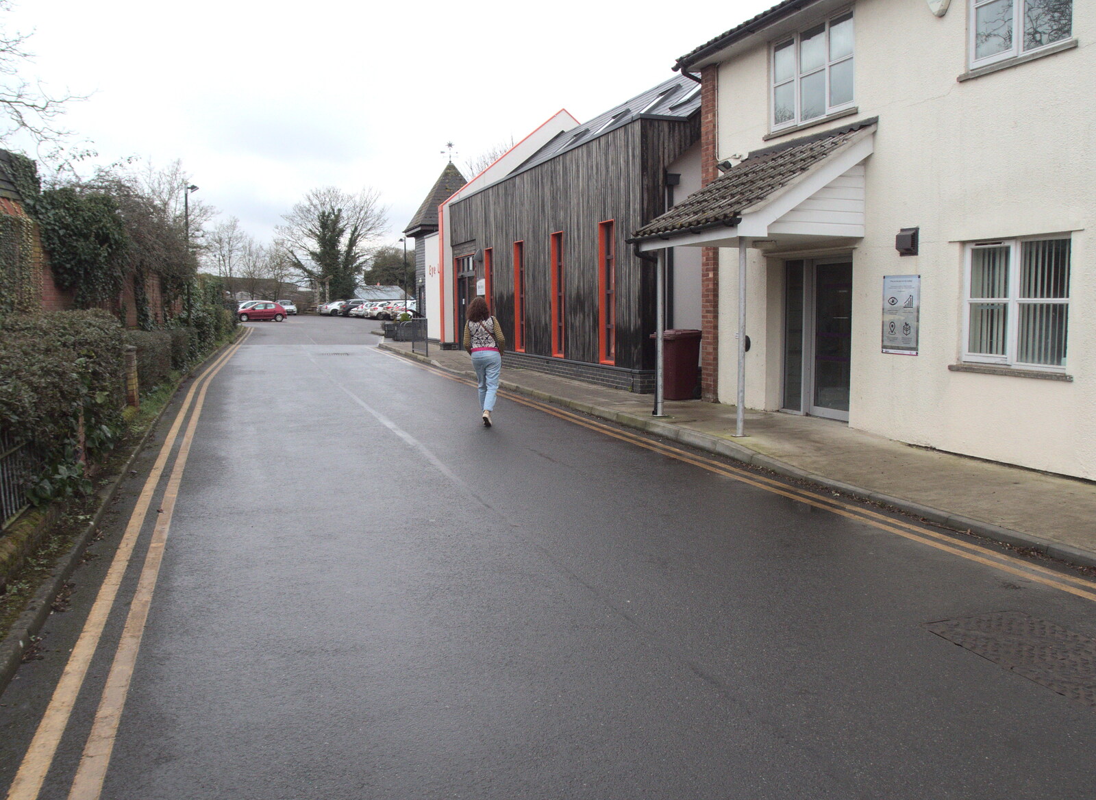 Isobel heads back to the car park from The Lost Pubs of Norwich, Norfolk - 13th February 2022
