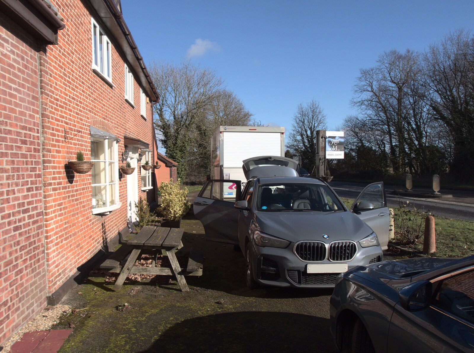 Cars and vans are ready to haul stuff away from The Swan Inn: An Epilogue, Brome, Suffolk - 17th February 2022