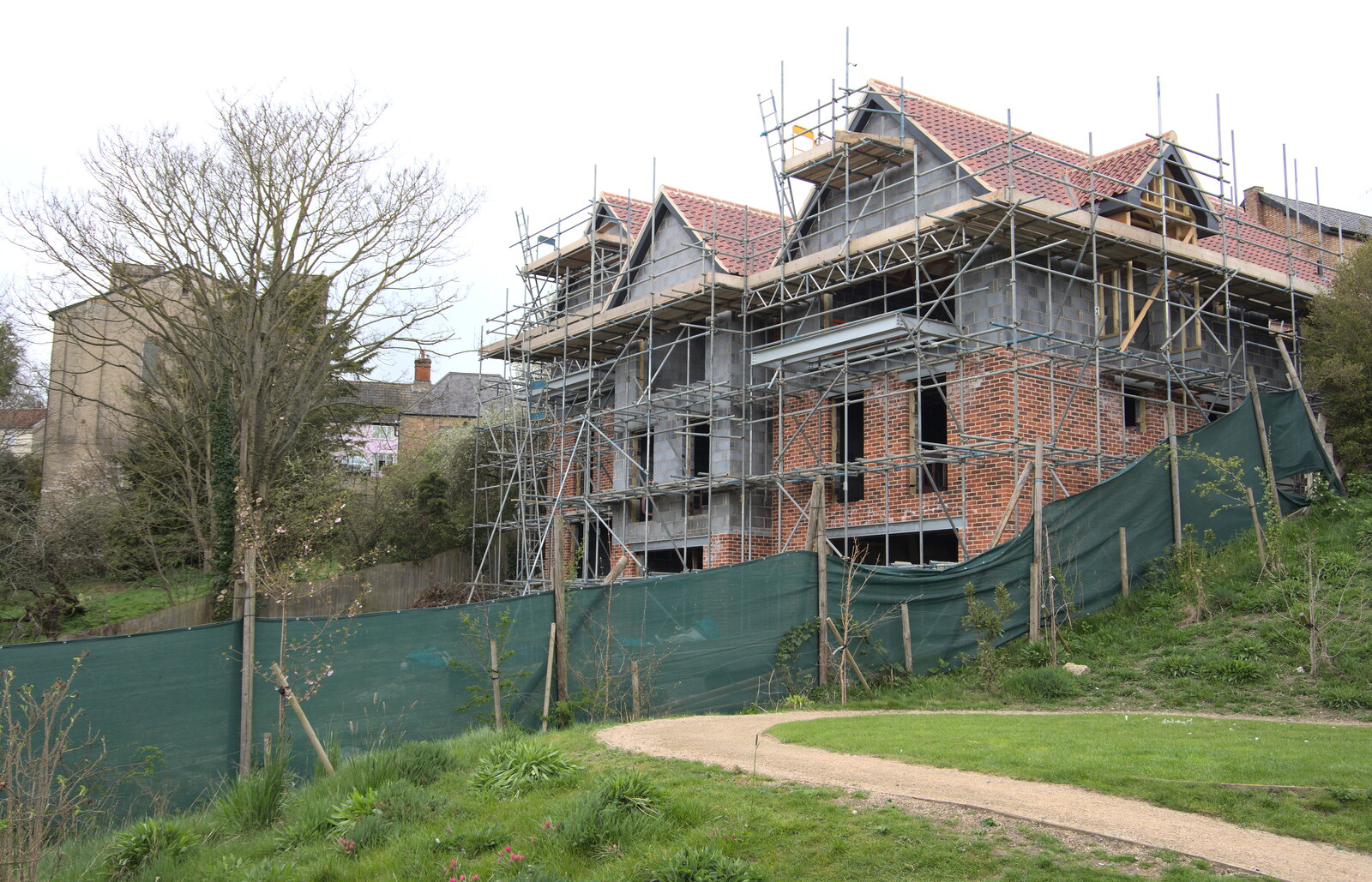 A Trip Down South, New Milton, Hampshire - 9th April 2022: There's a new build going on by the Mere
