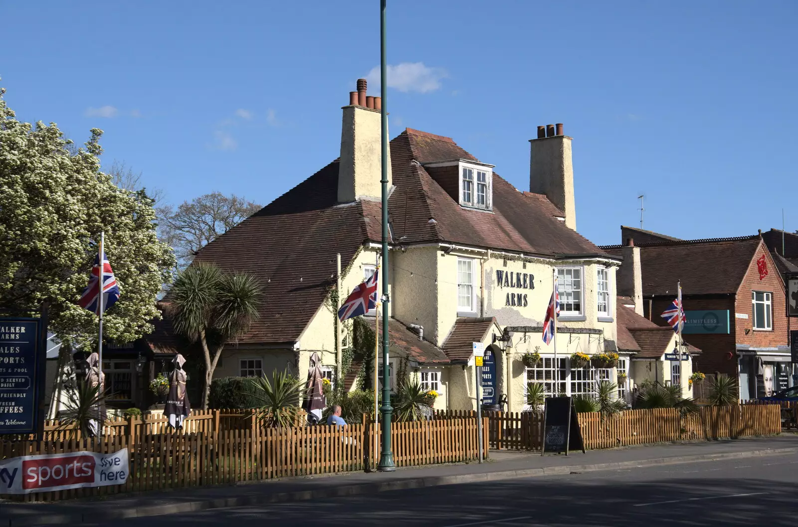 The Walker Arms, formerly known as The Rydal, from A Trip Down South, New Milton, Hampshire - 9th April 2022