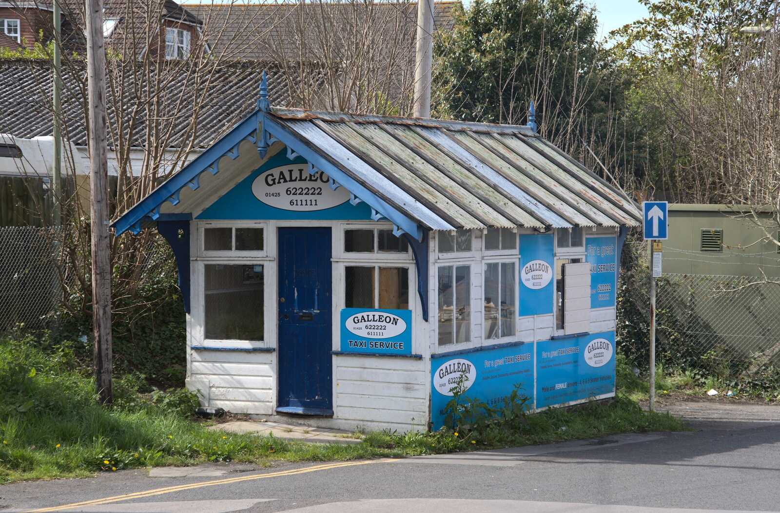Bernice's Birthday and Walks Around New Milton and Lymington, Hampshire - 10th April 2022: The old Galleon Taxi office in the car park