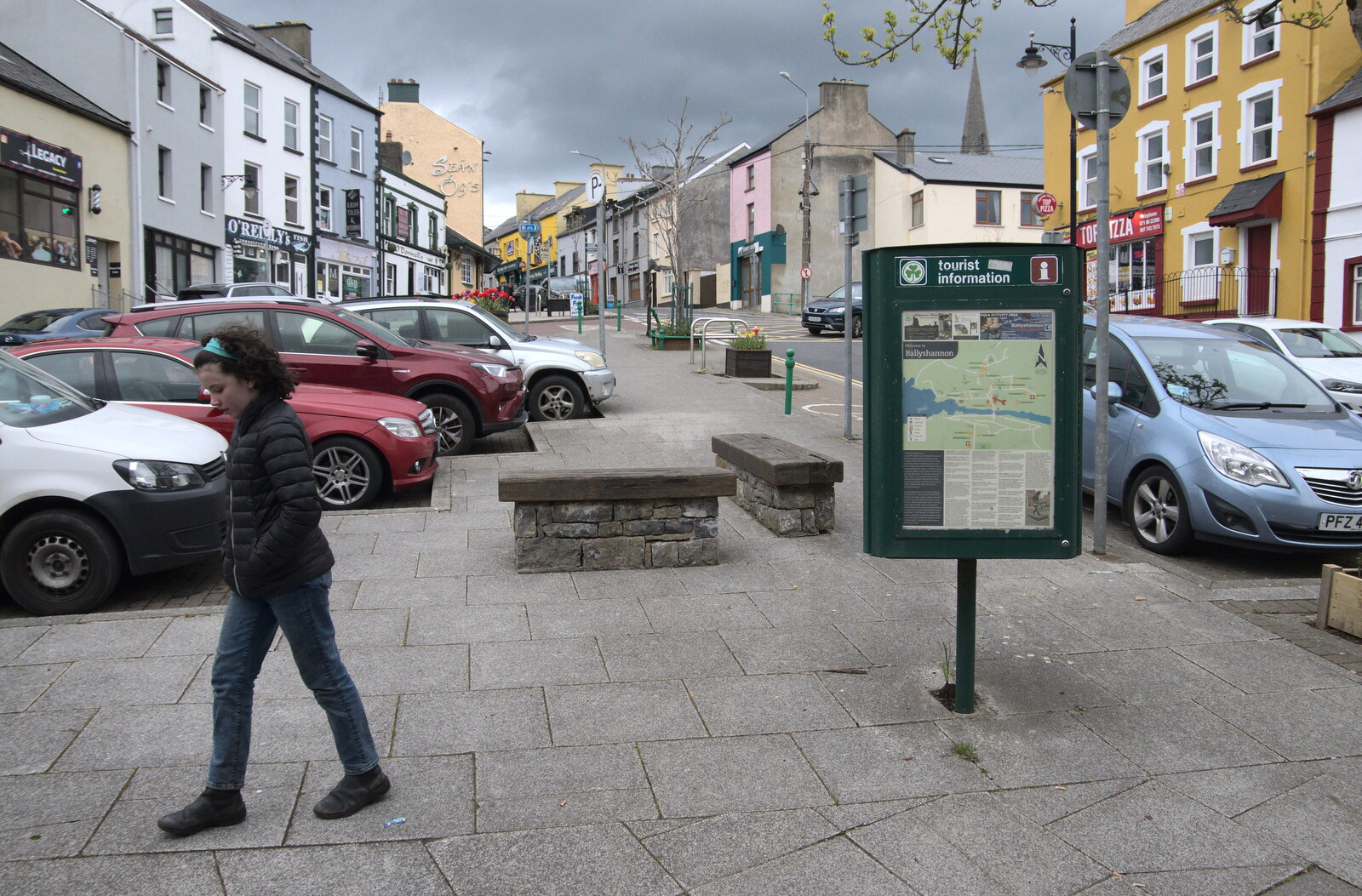 Fern roams around outside the café from Manorhamilton and Bundoran, Leitrim and Donegal, Ireland - 16th April 2022