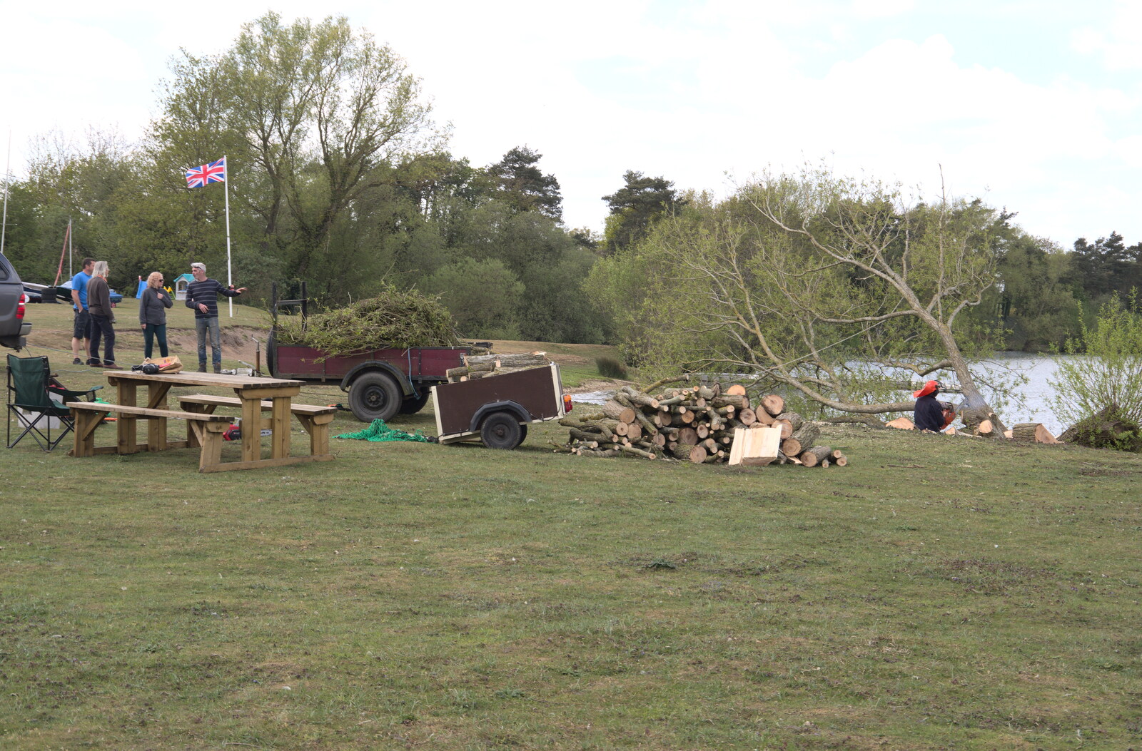 The Canoe's First Outing, Weybread Lake, Harleston - 1st May 2022: The climbey tree has been chopped down