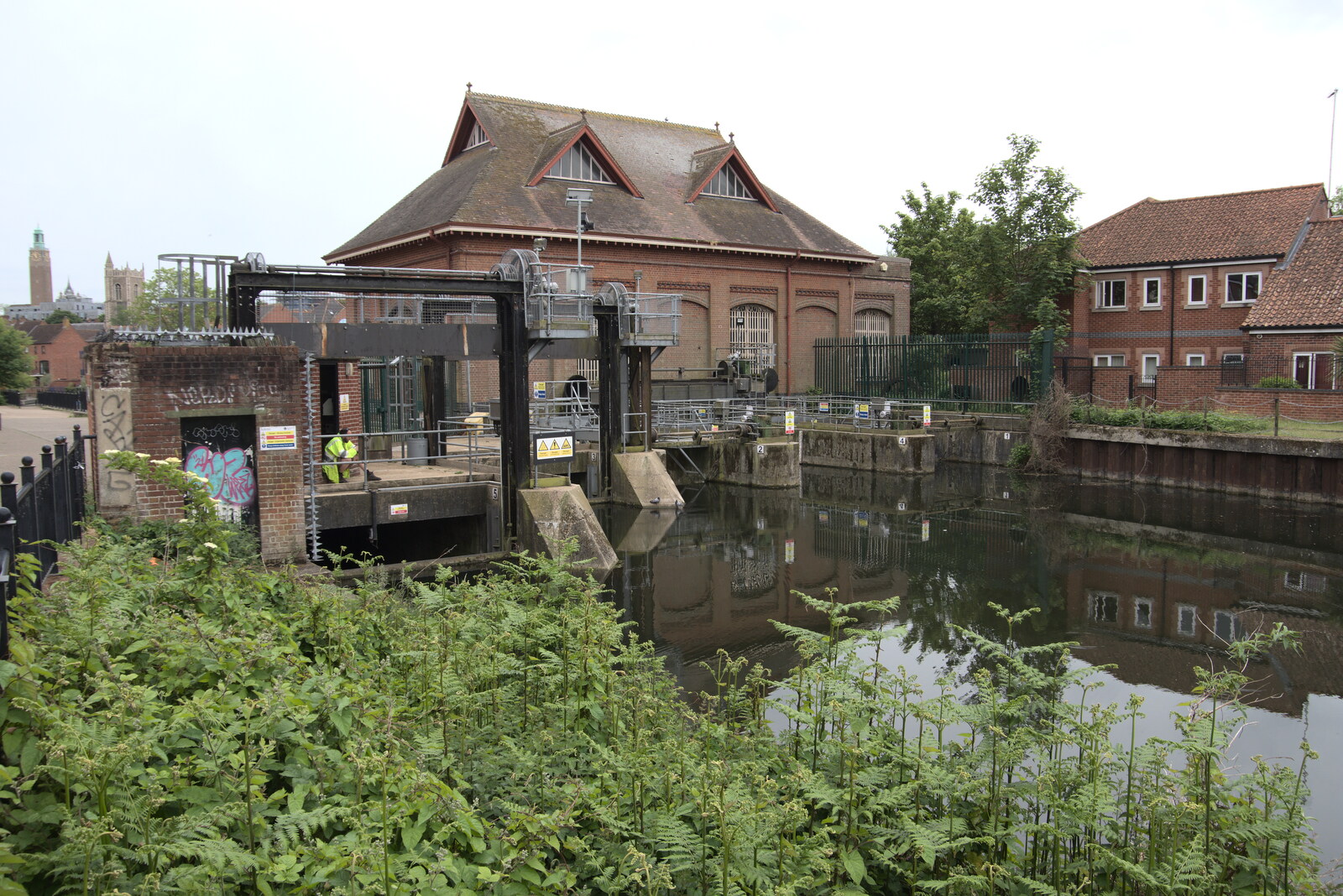 New Mills sluice, where tidal waters and river meet from Discovering the Hidden City: Norwich, Norfolk - 23rd May 2022