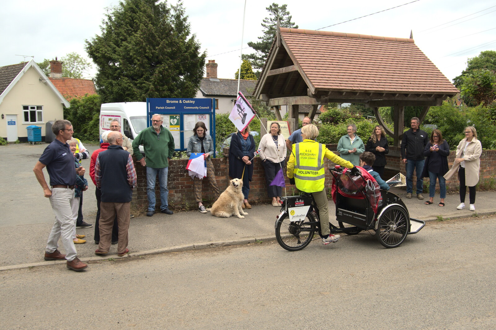 Outside the memorial shelter from The Jubilee Torch Run, Brome and Oakley, Suffolk - 25th May 2022