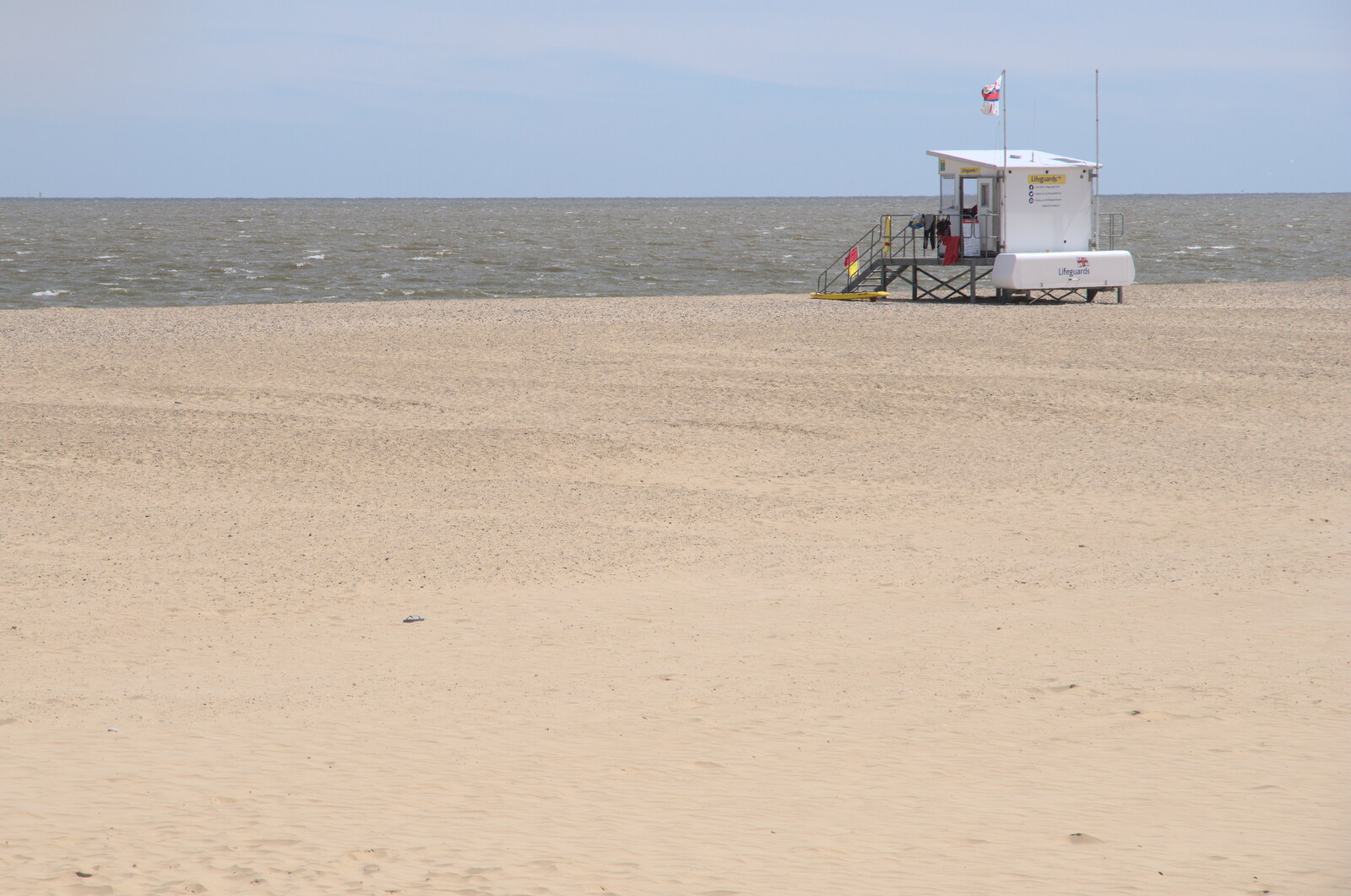 The wide beach is empty in places from Faded Seaside Glamour: A Weekend in Great Yarmouth, Norfolk - 29th May 2022