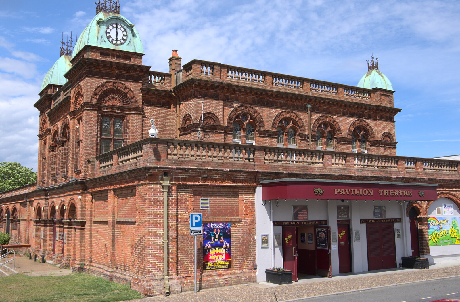 The very grand Gorleston Pavilion Theater from Faded Seaside Glamour: A Weekend in Great Yarmouth, Norfolk - 29th May 2022