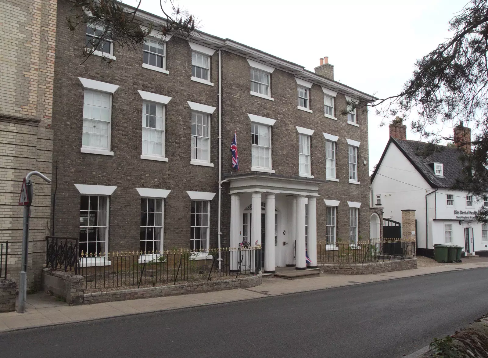 A grand building on Mount Street in Diss, from A Bike Ride Miscellany, Brome to Cotton, Suffolk - 6th June 2022