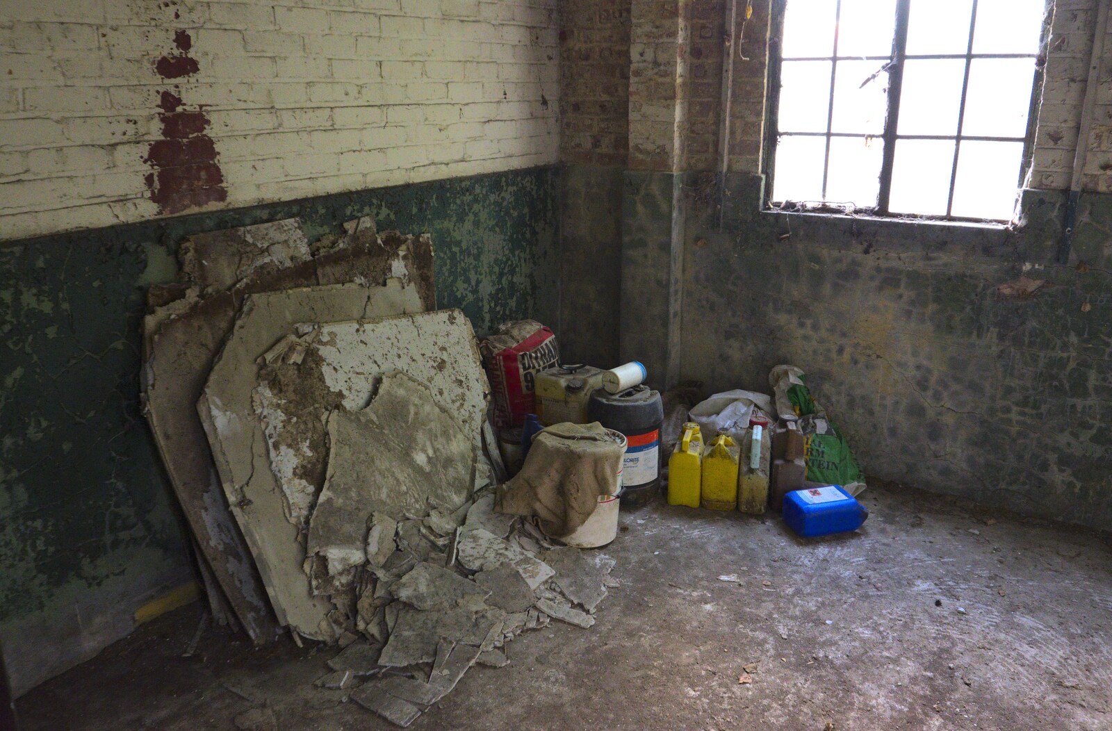 Detritus in the corner of a building from A 1940s Timewarp, Site 4, Bungay Airfield, Flixton, Suffolk - 9th June 2022