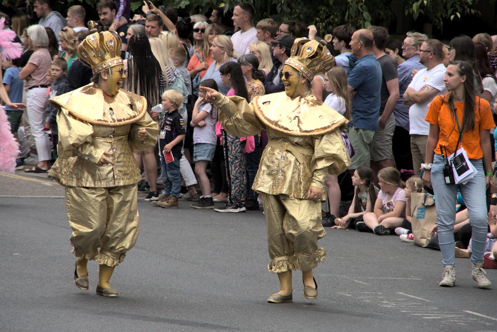 All-gold costumes in the parade from The Lord Mayor's Procession, Norwich, Norfolk - 2nd July 2022