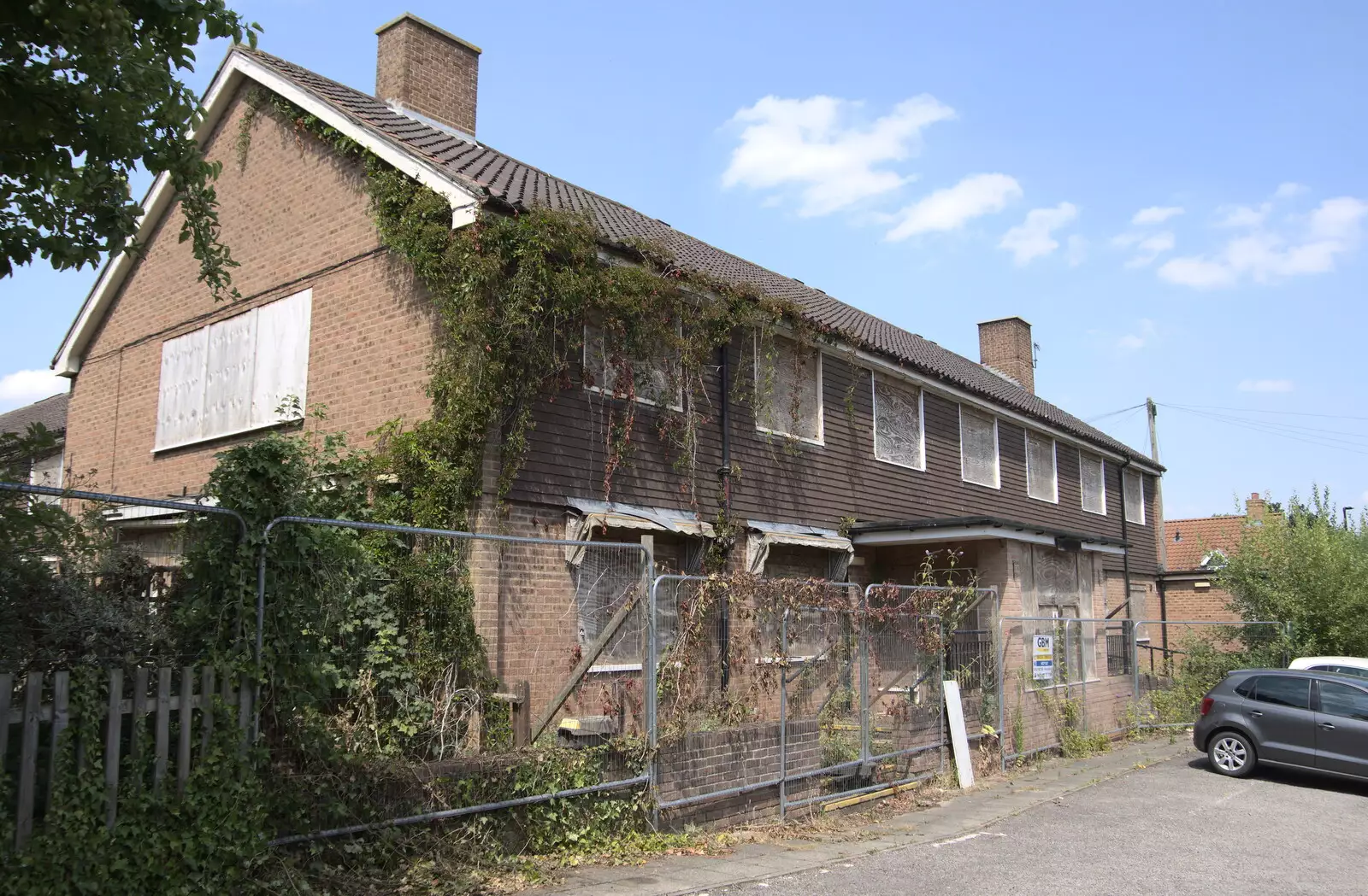 A last look at Paddock House before demolition, from A July Miscellany, Diss, Eye and Norwich - 23rd July 2022