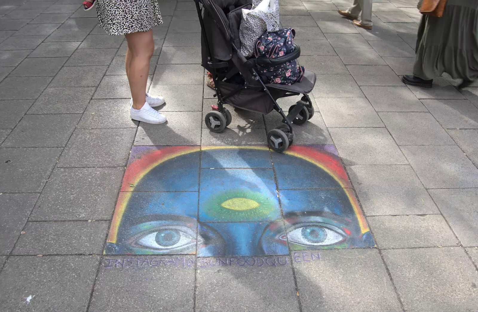 Sunfoodqueen pavement art, from A July Miscellany, Diss, Eye and Norwich - 23rd July 2022