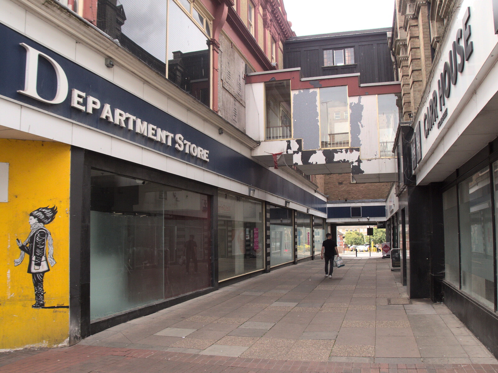 The Eye Piggy Tail Trail and Ipswich Dereliction, Suffolk - 29th July 2022: A derelict department store